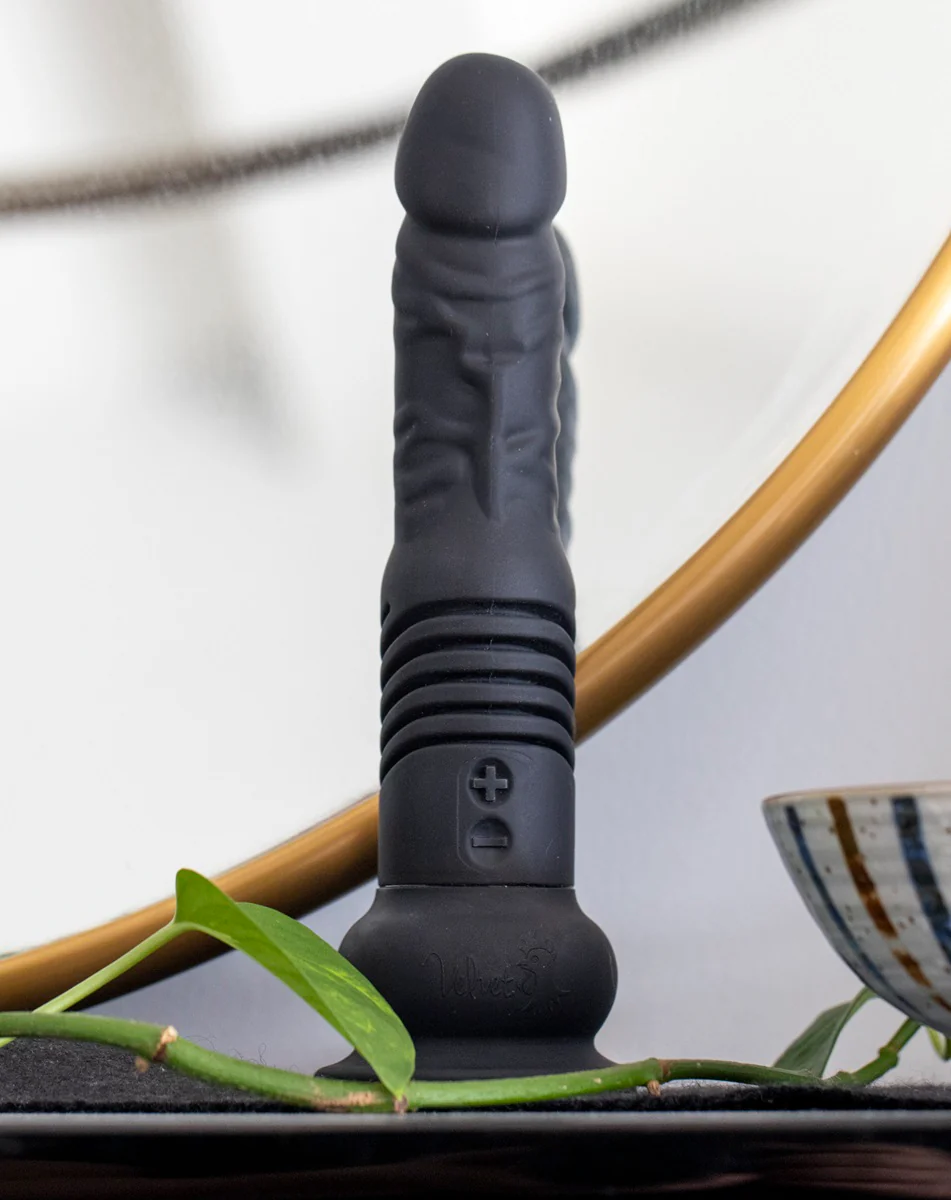 Fantasy Thrusting Dildo and Alien Vibrator for Women - Image 4